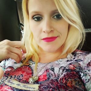 Meet your Posher, Nikki